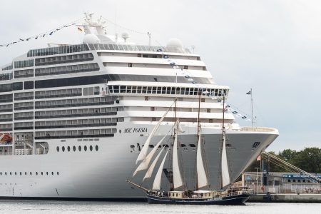 Anchors Aweigh! The Ultimate Cruise Packing Guide